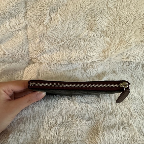 BNIB Chanel mini o case - Picture 5 of 8